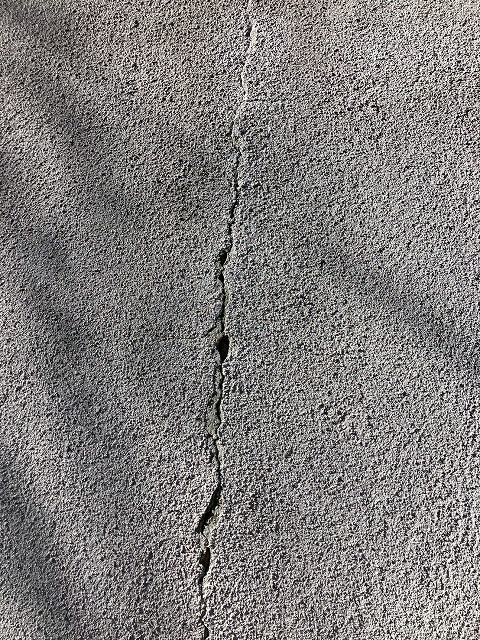 発生したクラック